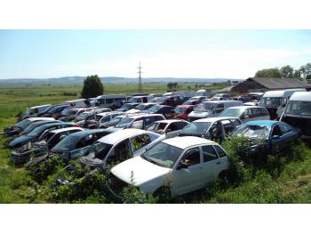 Banner parc-dezmembrari-auto-Iasi-sc-AXA-J&F-DESMEMBRARI-AUTO-SRL-172.htm